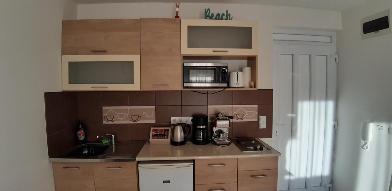 Riviéra Wellness Apartman Siófok Esterno foto